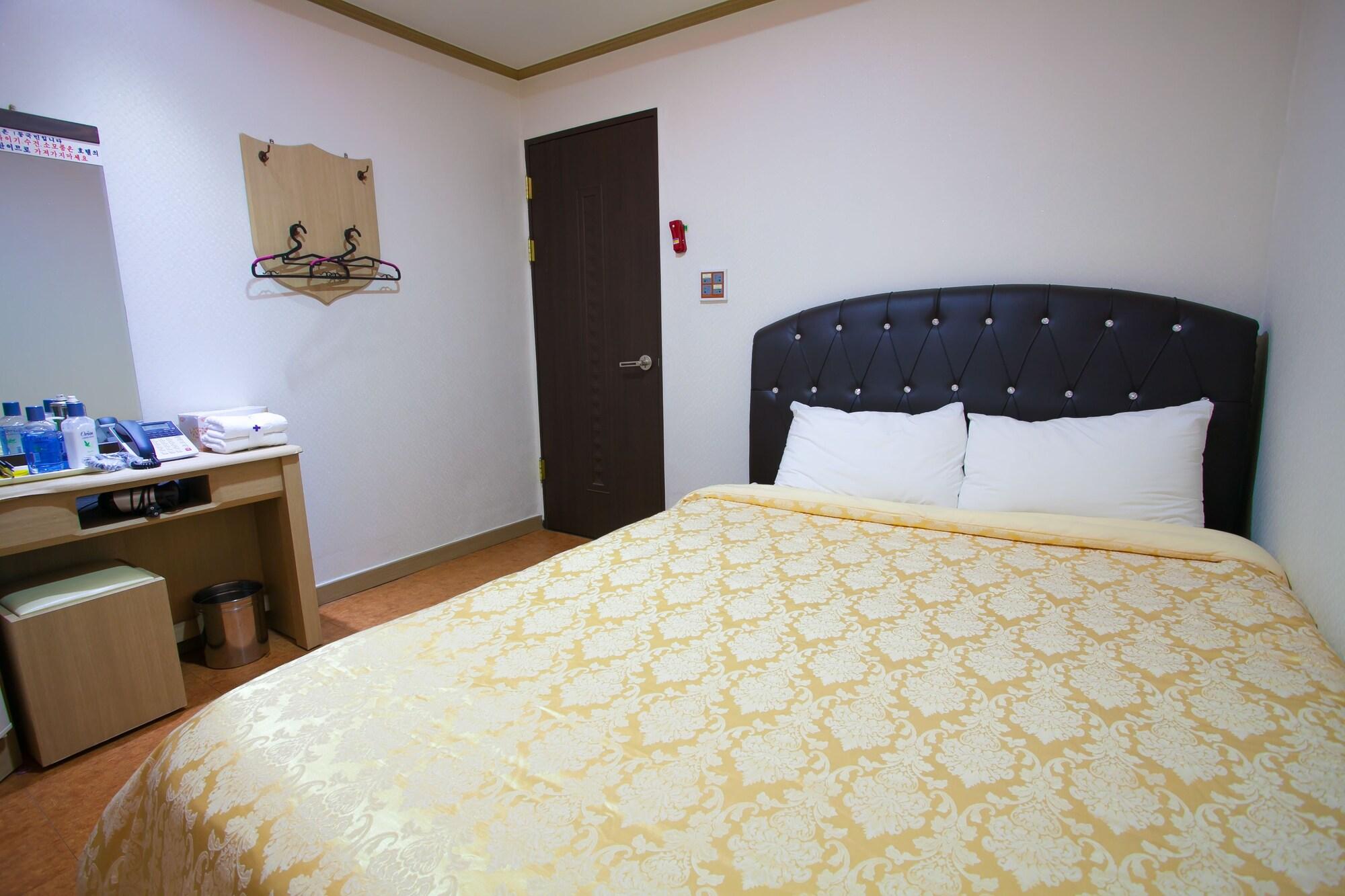 Suanbo Saipan Hot Spring Hotel Chungju Exterior photo